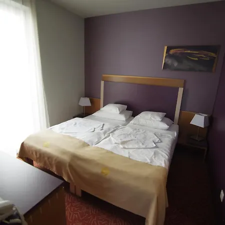 Hotel Szent Gellert Szekesfehervar