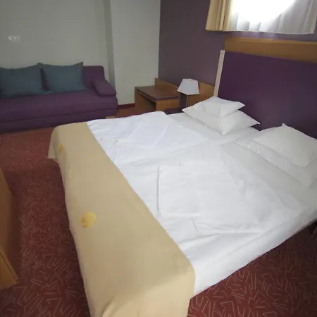 Szent Gellert Hotel Szekesfehervar