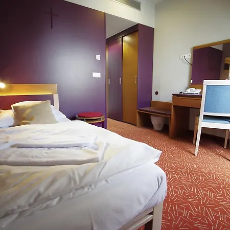 Szent Gellert 3*