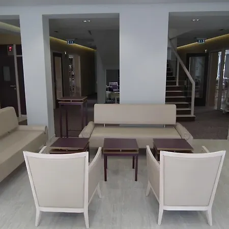 Szent Gellert 3*